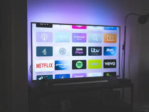 Samsung 55" 4K Smart TV